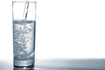 Il Peso Di Un Bicchiere D’Acqua